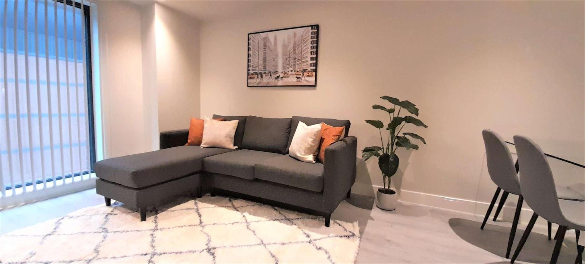 Apartment Stylish 2 Bed 2 Bath In Bmh Centre Birmingham